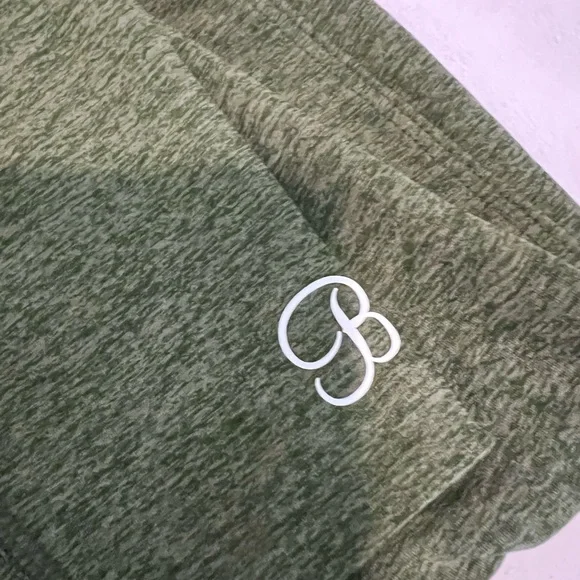 Bombshell Sportswear Green Jumpsuit - Picture 3 of 4